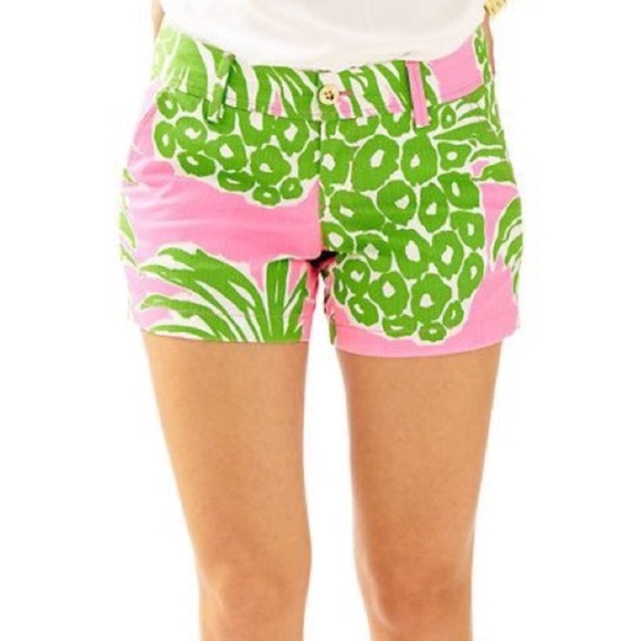 Lilly Pulitzer Pants - NWT Lilly Pulitzer Callahan short flamenco 8